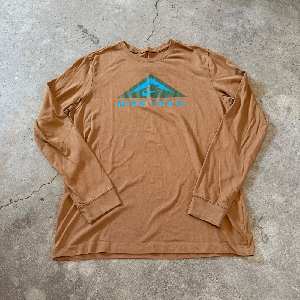 Nike Trail Shirt Mens Large Brown Dri-FIT Long Sleeve Graphic Tee DV9381-270
